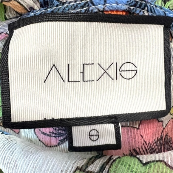 Alexis Missie Floral Sheer Long Sleeve Wrap Tie Top Women’s Small - Picture 13 of 13